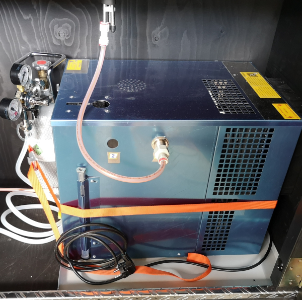 Zapfi Deluxe Cool Zapfbollerwagen mit Durchlaufkühler für perfekt gekühltes Bier